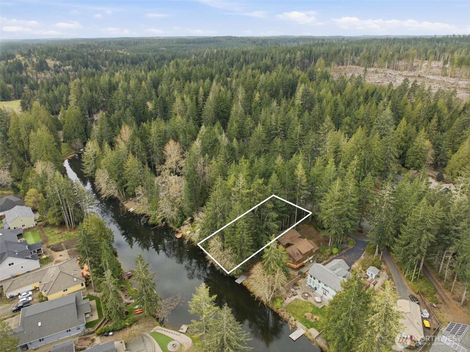 110 E Westlake Way , Allyn, WA 98524