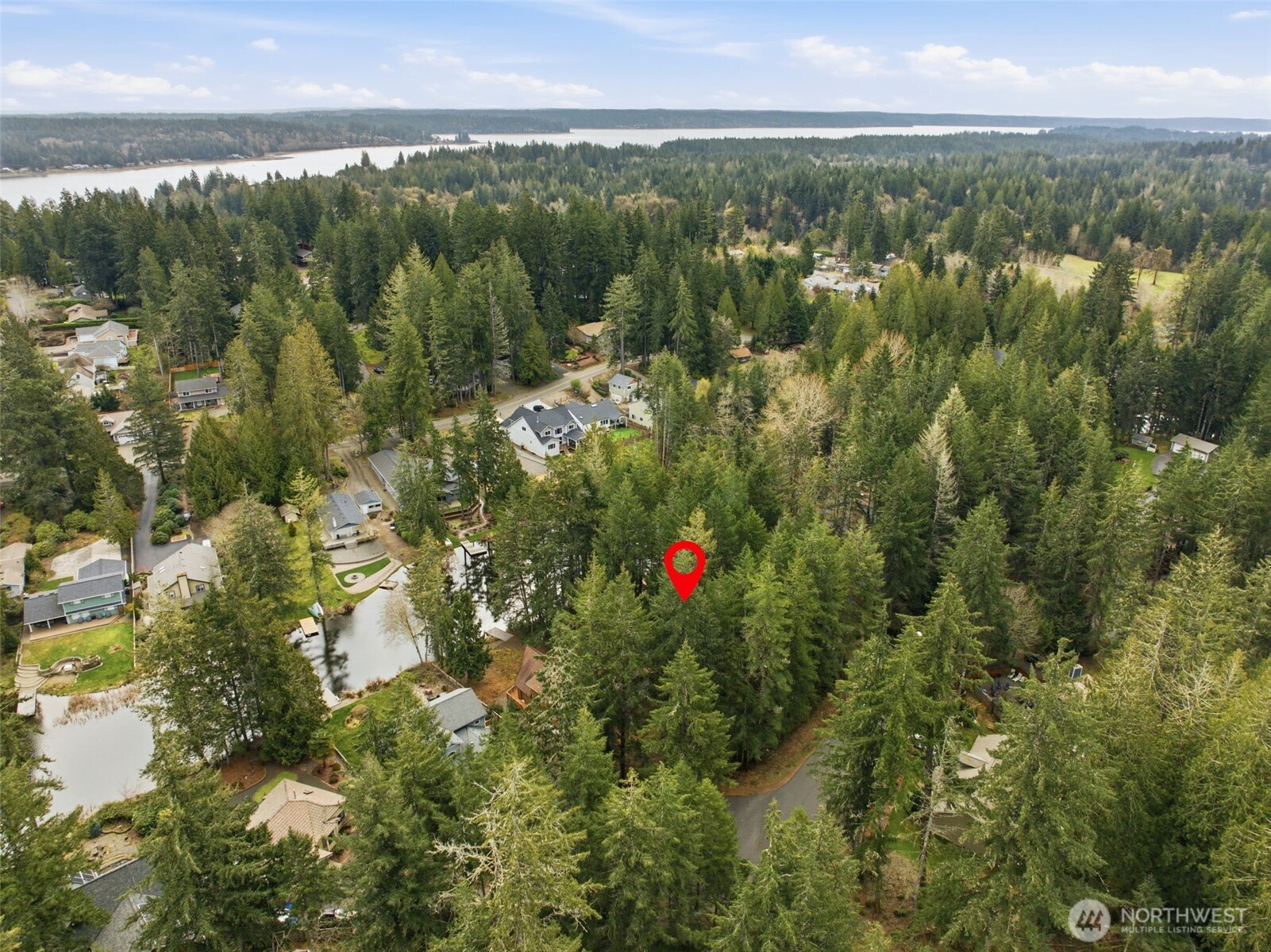 110 E Westlake Way , Allyn, WA 98524
