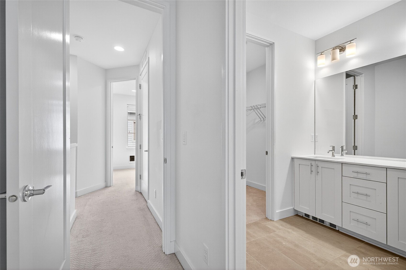 11521 117th Lane NE #2, Kirkland, WA 98033