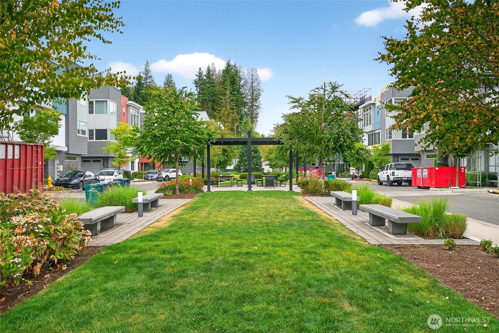 11521 117th Lane NE #2, Kirkland, WA 98033