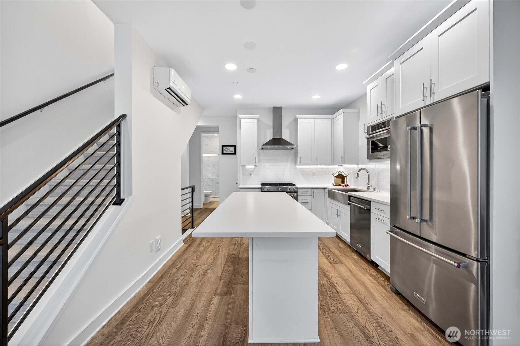 11521 117th Lane NE #2, Kirkland, WA 98033