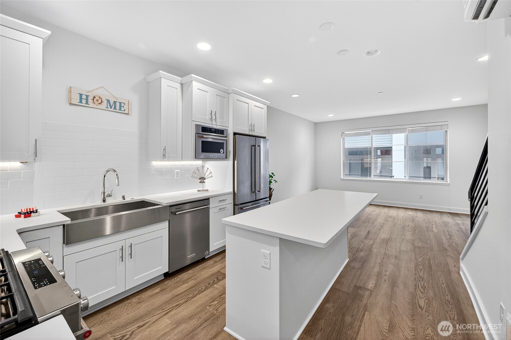 11521 117th Lane NE #2, Kirkland, WA 98033