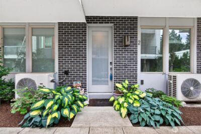 11521 117th Lane NE #2, Kirkland, WA 98033 - Photo 2