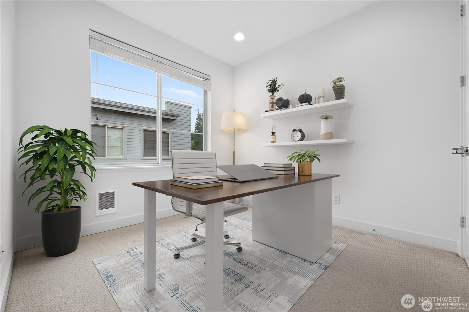 11521 117th Lane NE #2, Kirkland, WA 98033