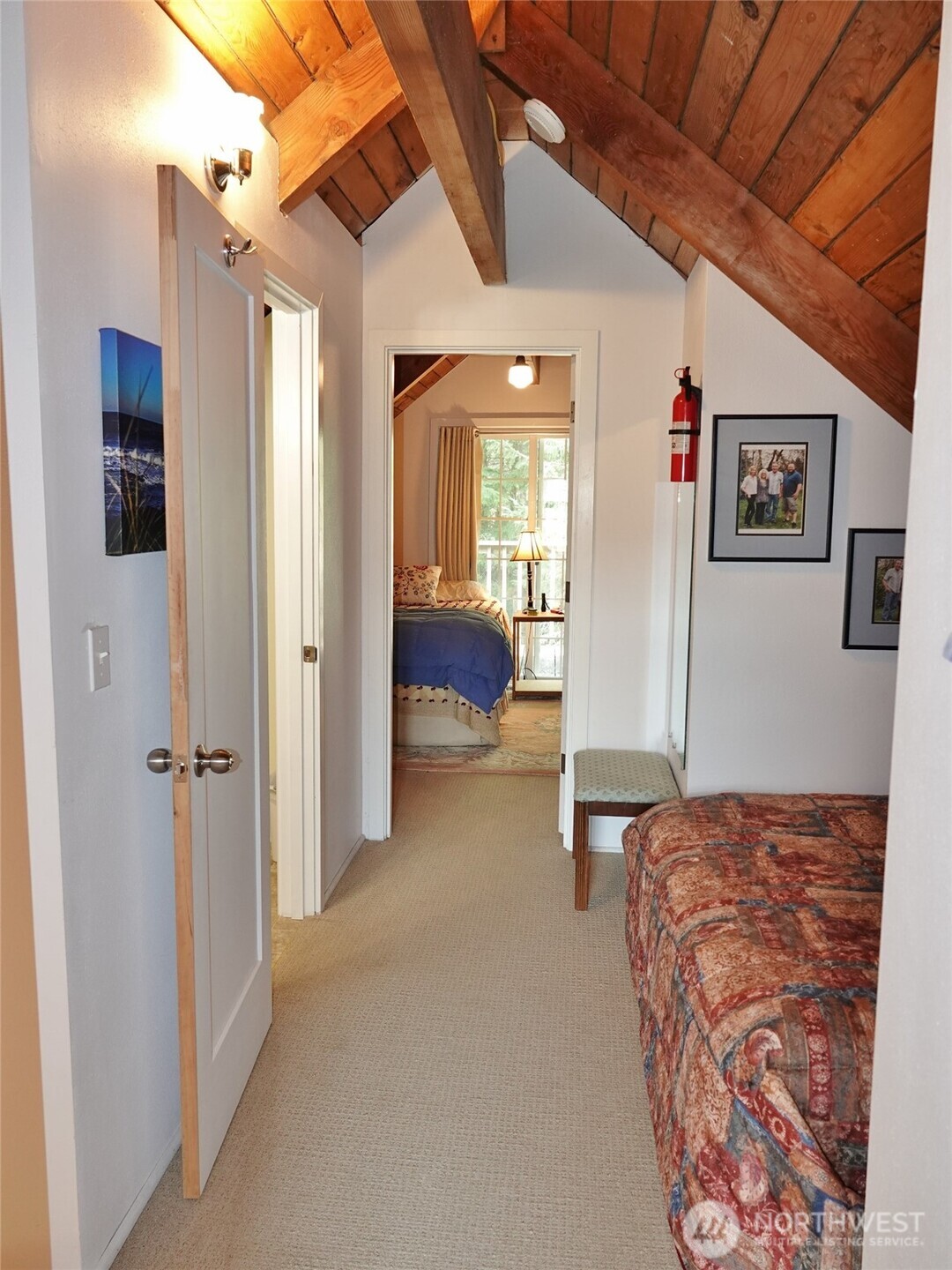 121 Oyehut Road , Hoquiam, WA 98550