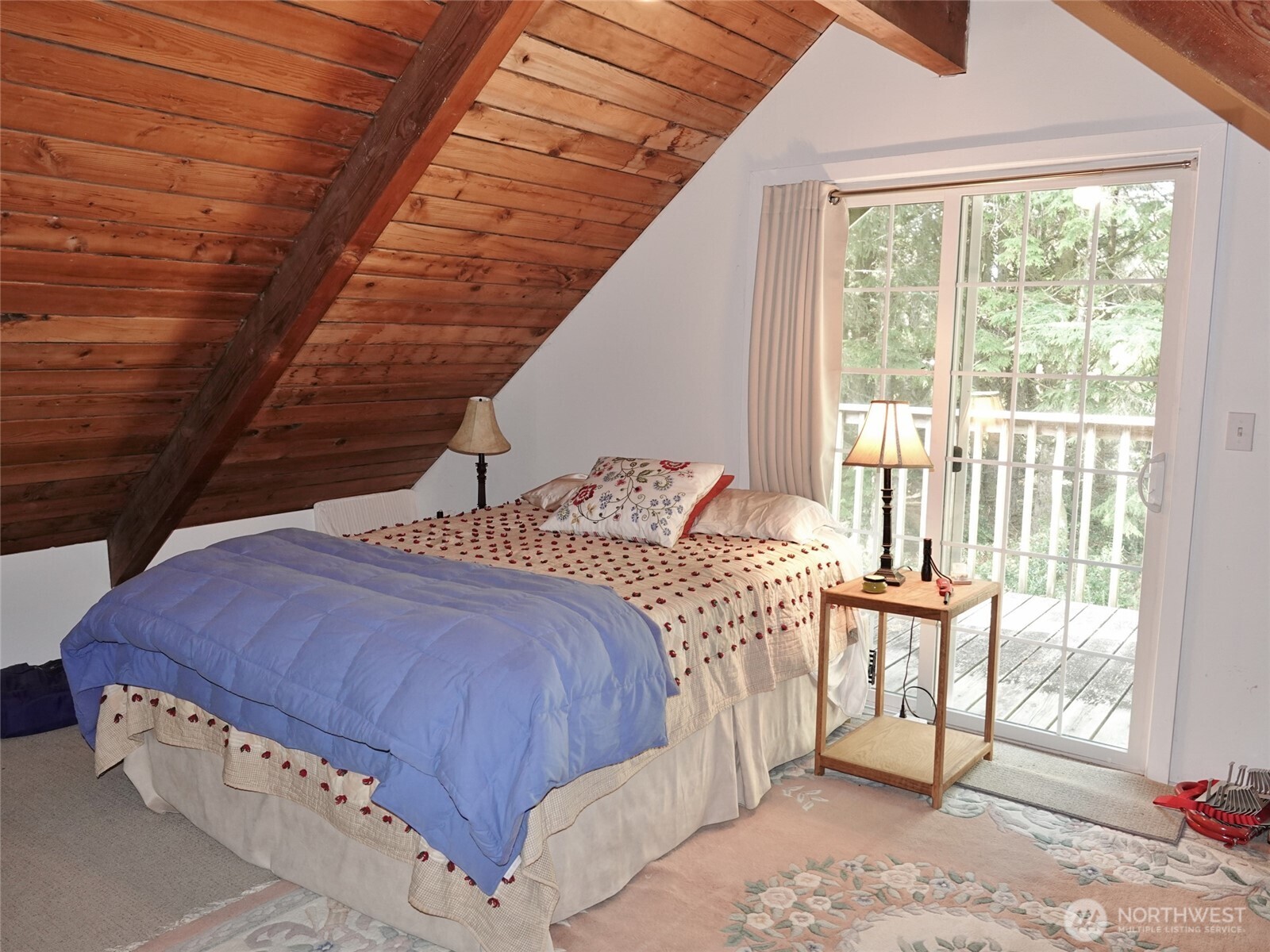 121 Oyehut Road , Hoquiam, WA 98550