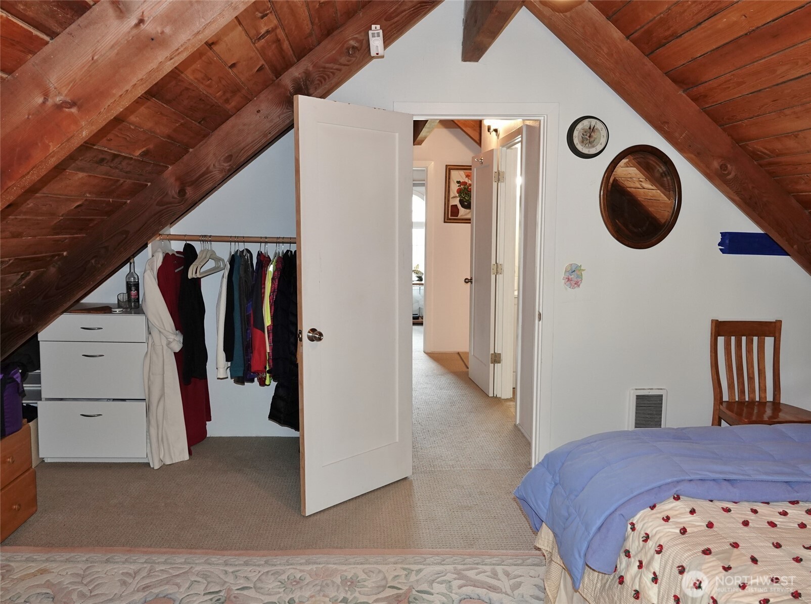 121 Oyehut Road , Hoquiam, WA 98550