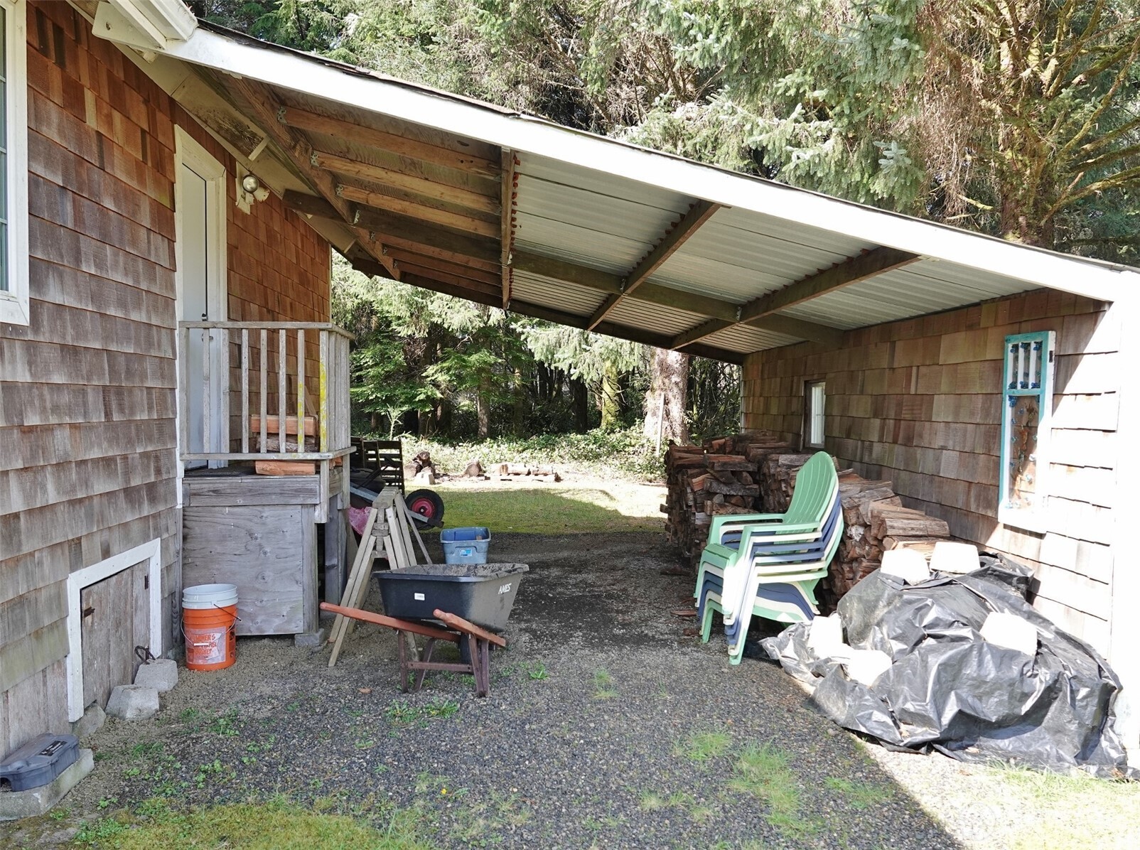 121 Oyehut Road , Hoquiam, WA 98550