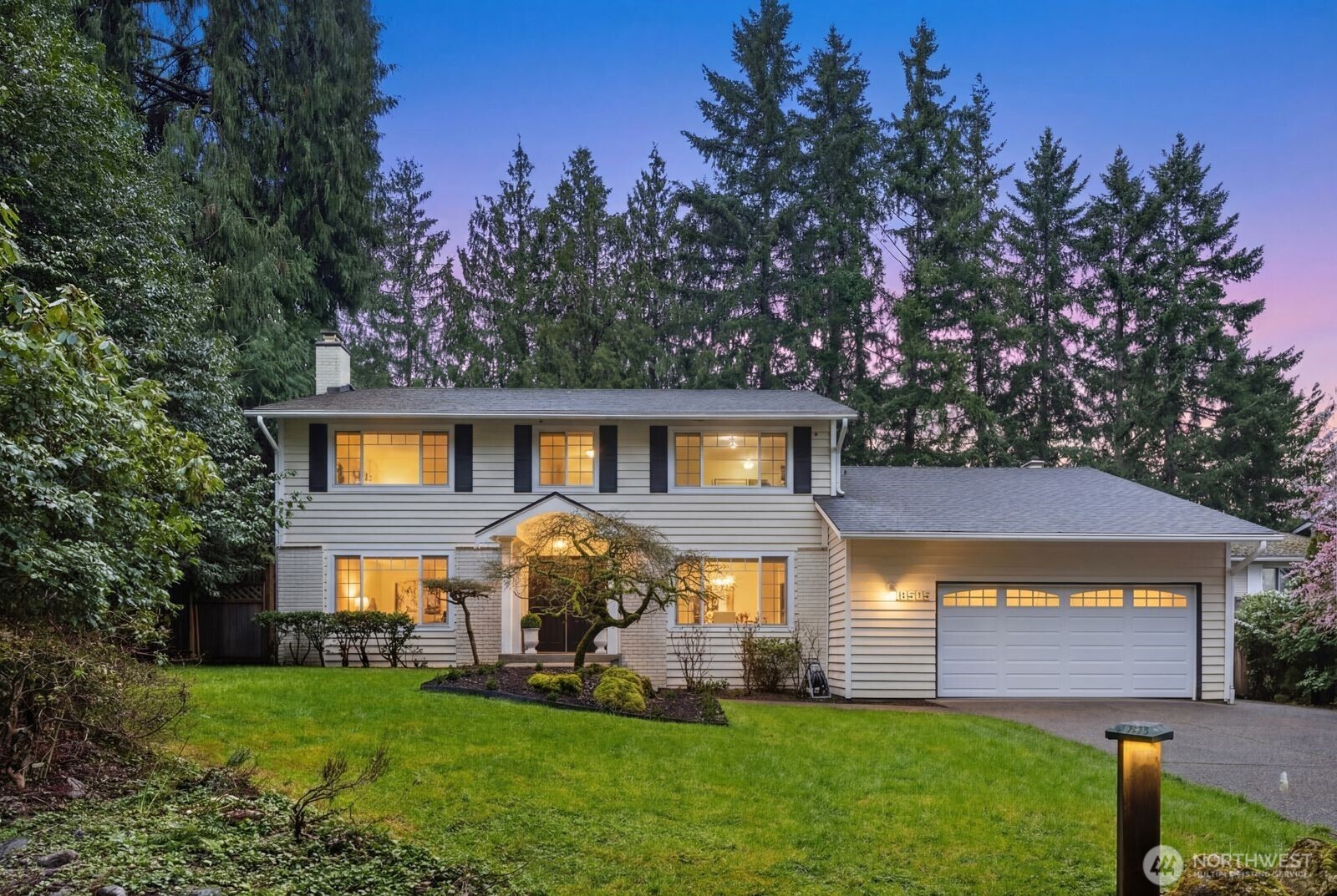 18505 NE 26th Street , Redmond, WA 98052