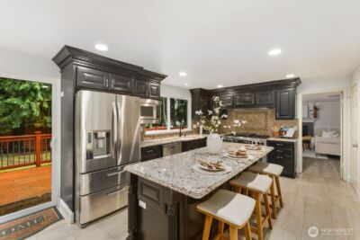 18505 NE 26th Street , Redmond, WA 98052 - Photo 12