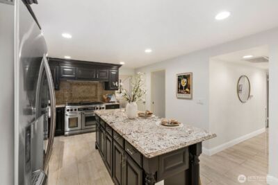 18505 NE 26th Street , Redmond, WA 98052 - Photo 13