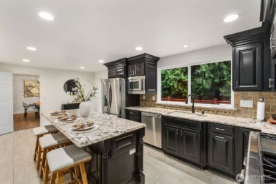 18505 NE 26th Street , Redmond, WA 98052 - Photo 14