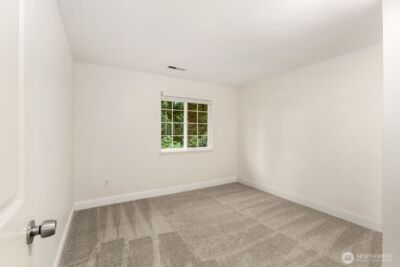 18505 NE 26th Street , Redmond, WA 98052 - Photo 20