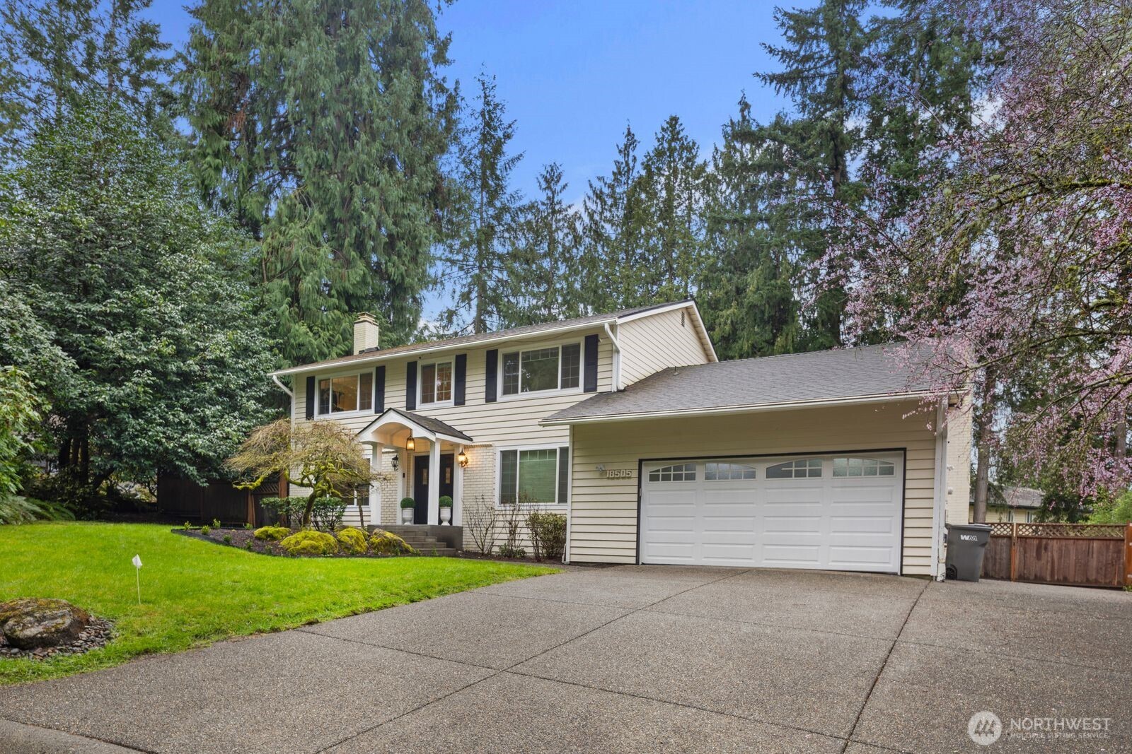 18505 NE 26th Street , Redmond, WA 98052