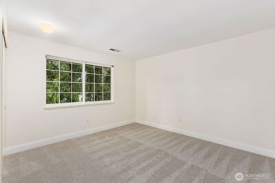 18505 NE 26th Street , Redmond, WA 98052 - Photo 22