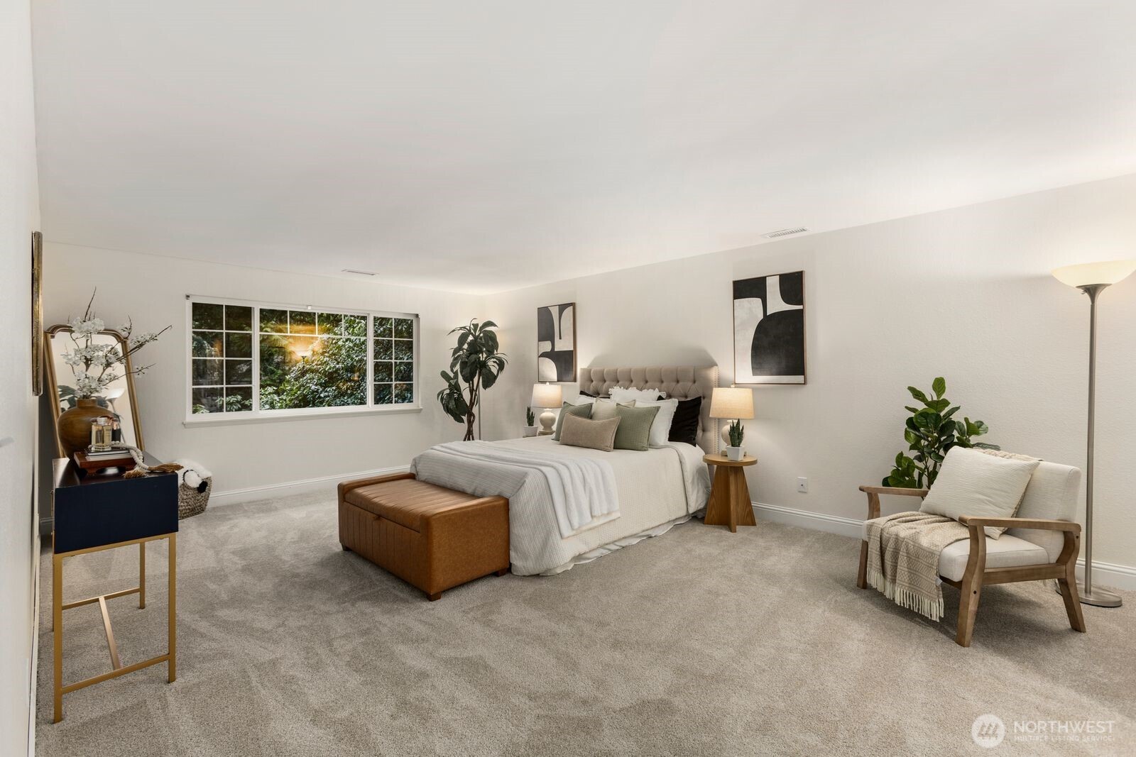 18505 NE 26th Street , Redmond, WA 98052