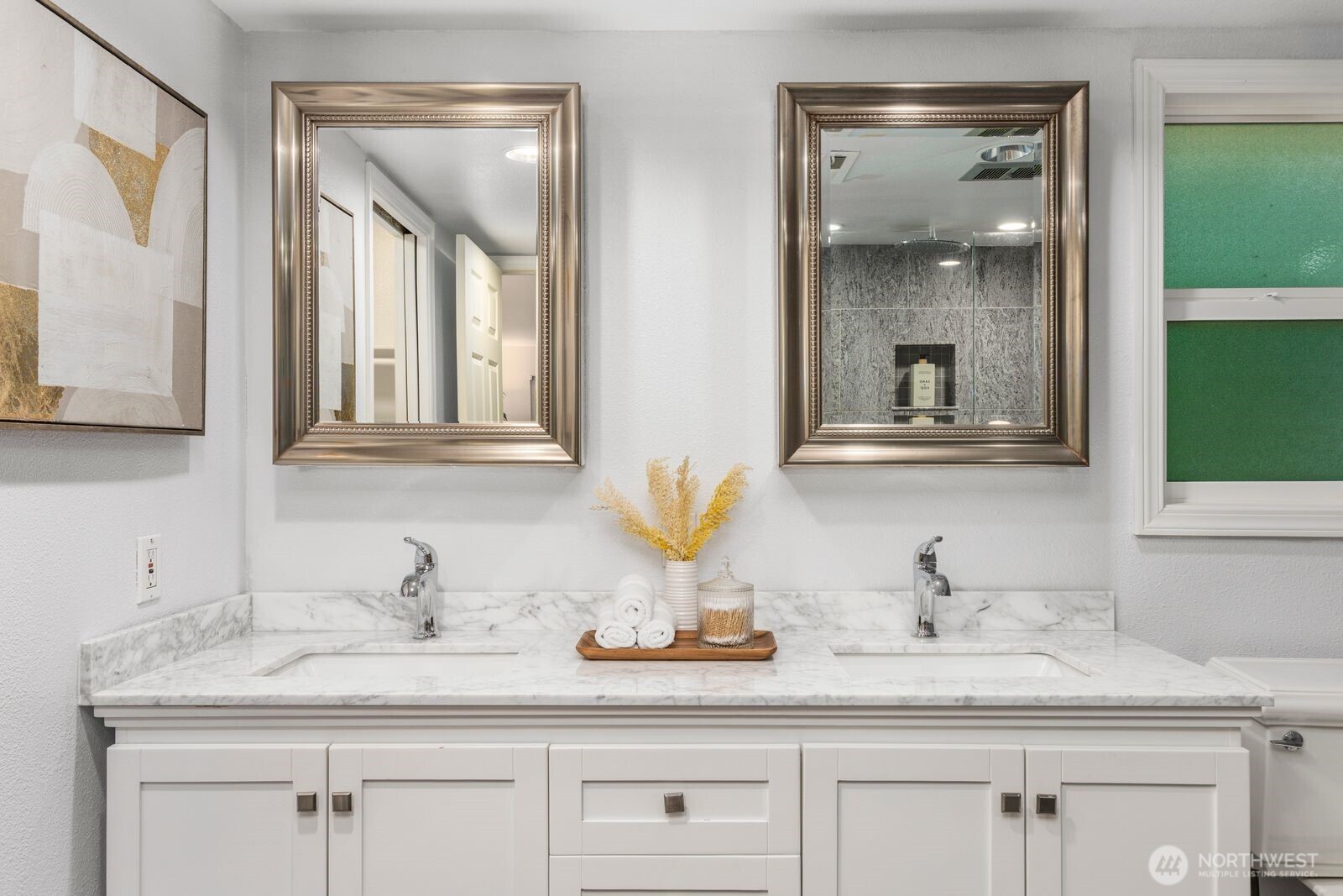 18505 NE 26th Street , Redmond, WA 98052