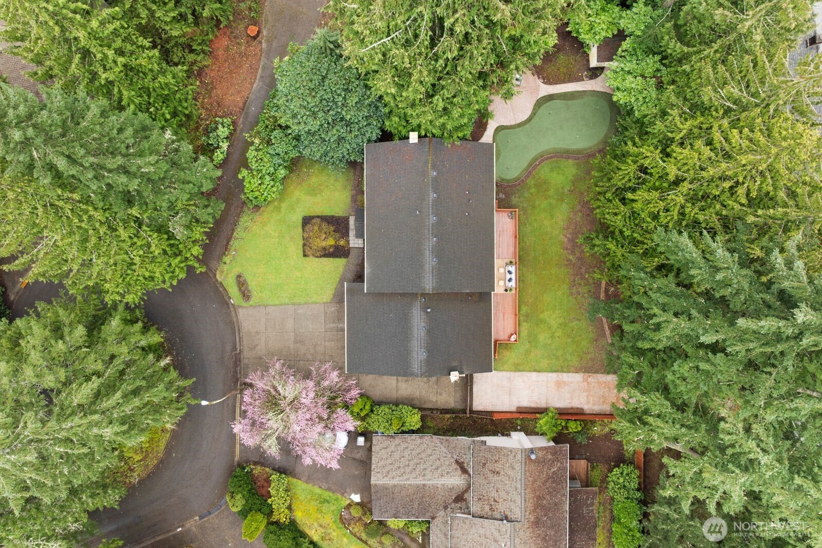 18505 NE 26th Street , Redmond, WA 98052