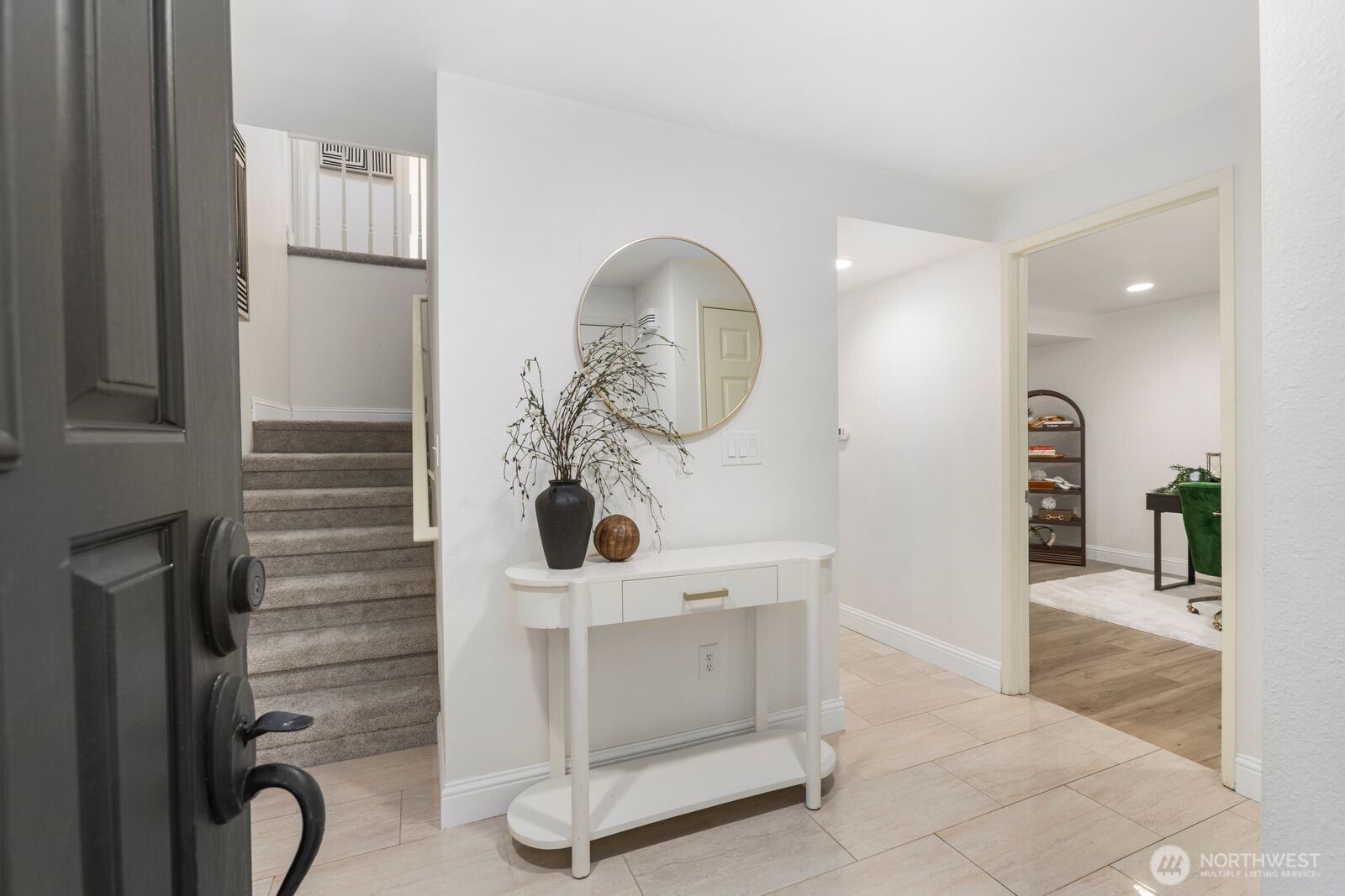 18505 NE 26th Street , Redmond, WA 98052