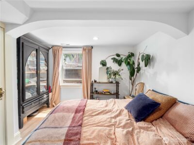 9701 Roosevelt Way NE, Seattle, WA 98115 - Photo 26