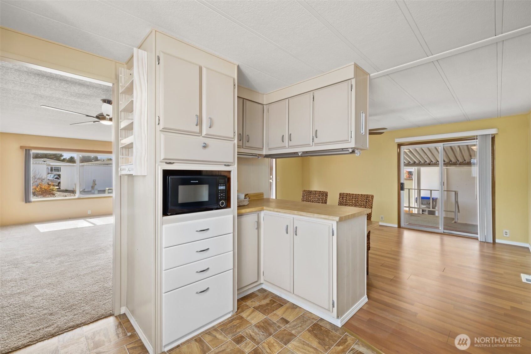 55 Juniper Mobile Estates , Sequim, WA 98382