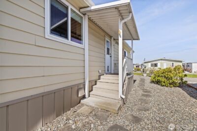 55 Juniper Mobile Estates , Sequim, WA 98382 - Photo 32