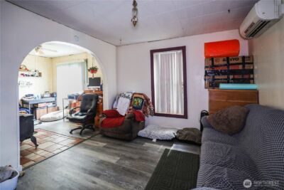 811 W Market Street , Aberdeen, WA 98520 - Photo 6