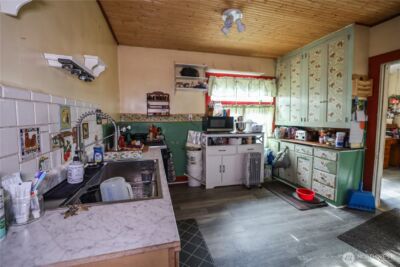 811 W Market Street , Aberdeen, WA 98520 - Photo 9