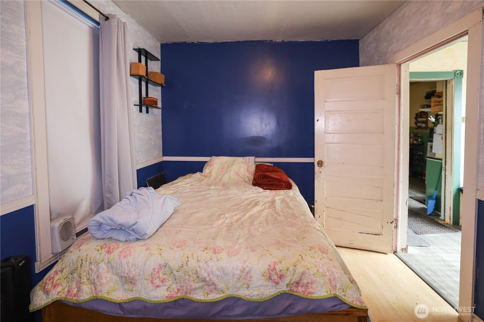 811 W Market Street , Aberdeen, WA 98520