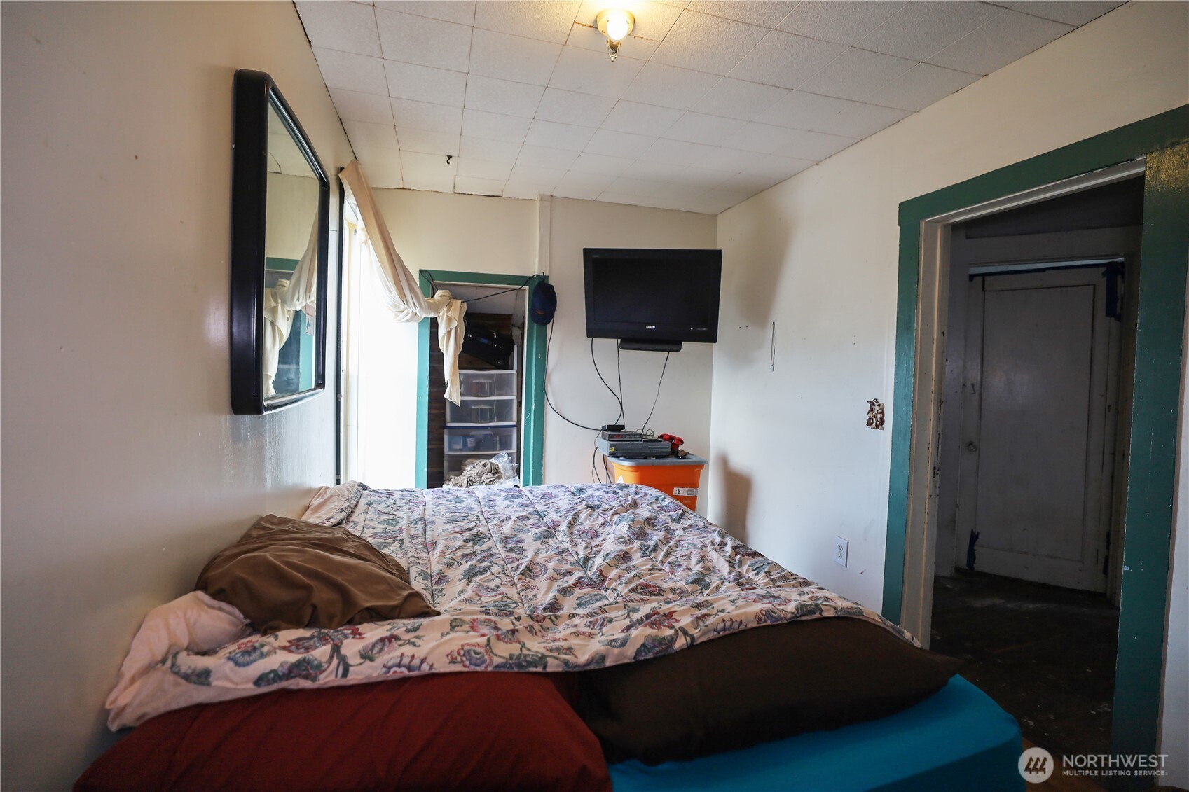 811 W Market Street , Aberdeen, WA 98520