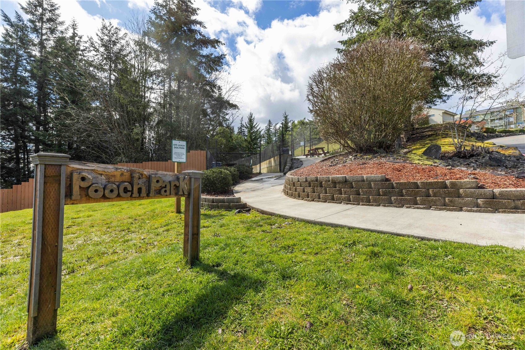 1760 W Sunn Fjord Lane #F-105, Bremerton, WA 98312
