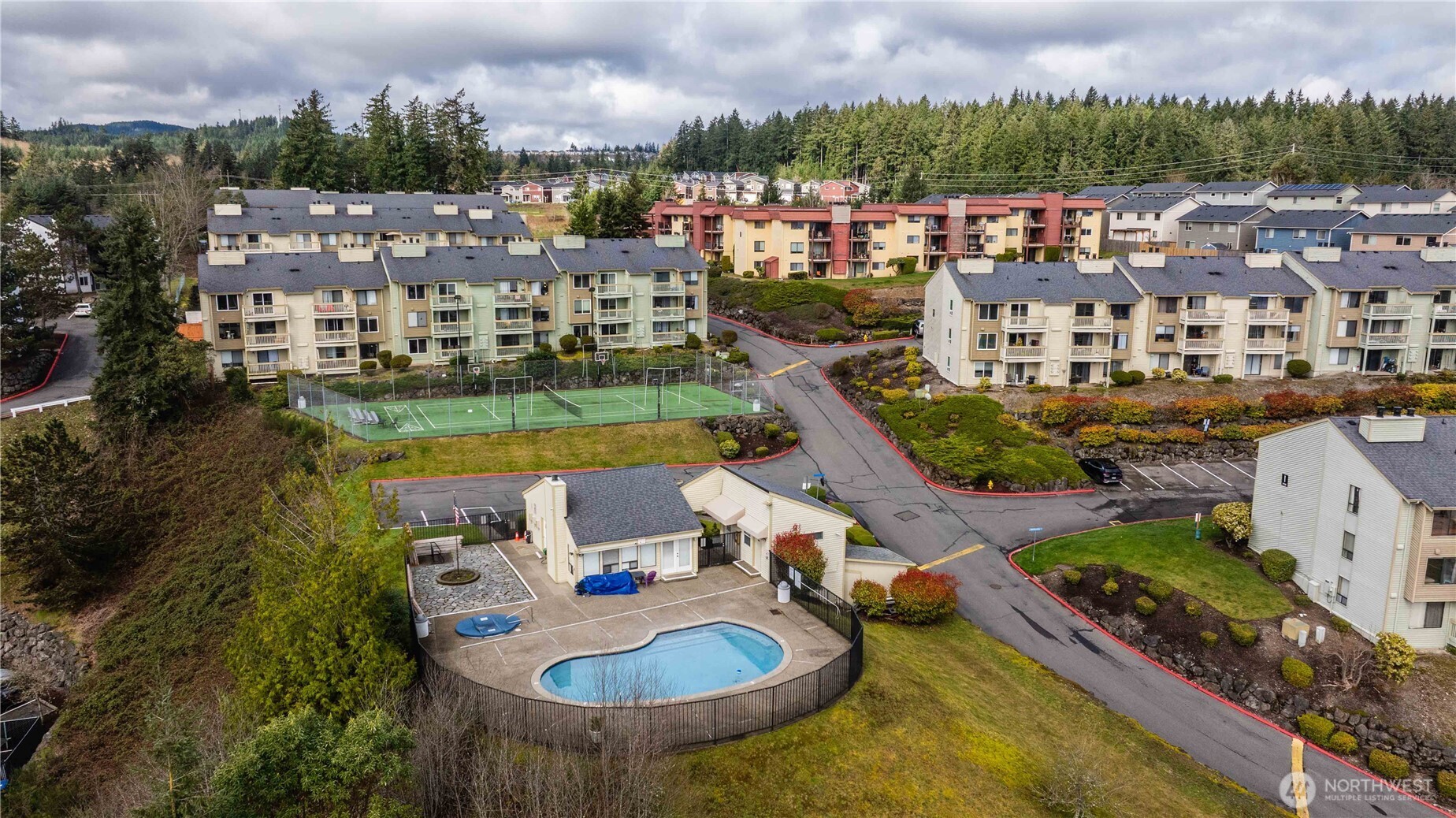 1760 W Sunn Fjord Lane #F-105, Bremerton, WA 98312