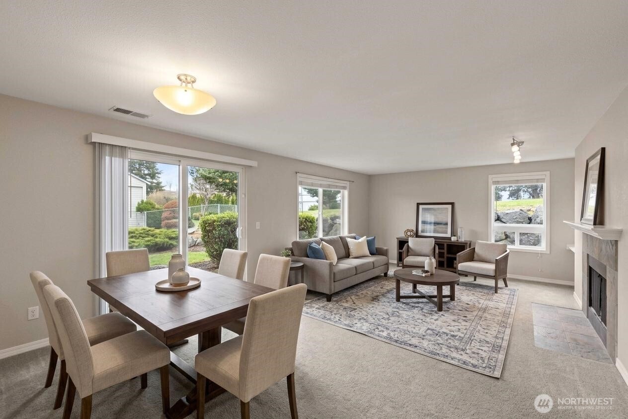 1760 W Sunn Fjord Lane #F-105, Bremerton, WA 98312