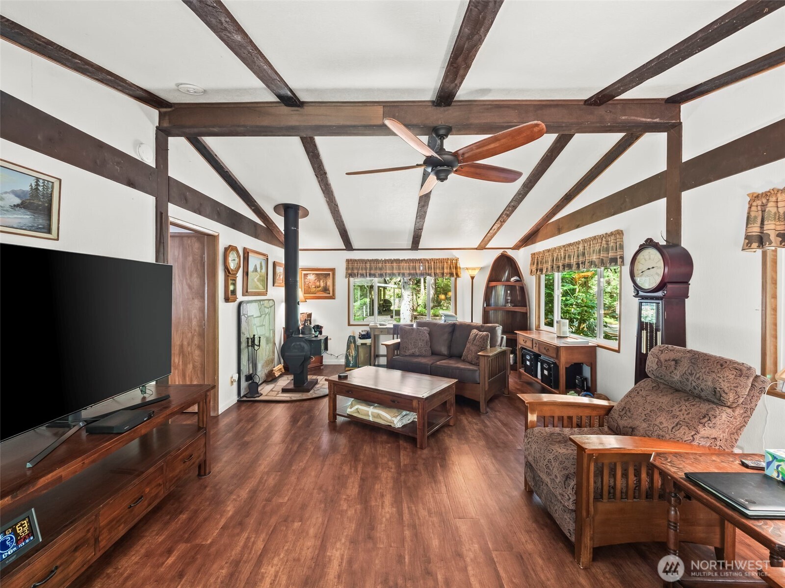 31 E Sylvan Road , Shelton, WA 98584