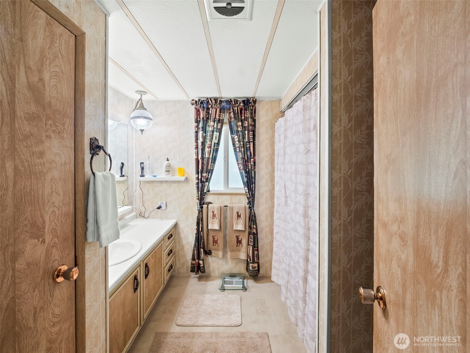 31 E Sylvan Road , Shelton, WA 98584