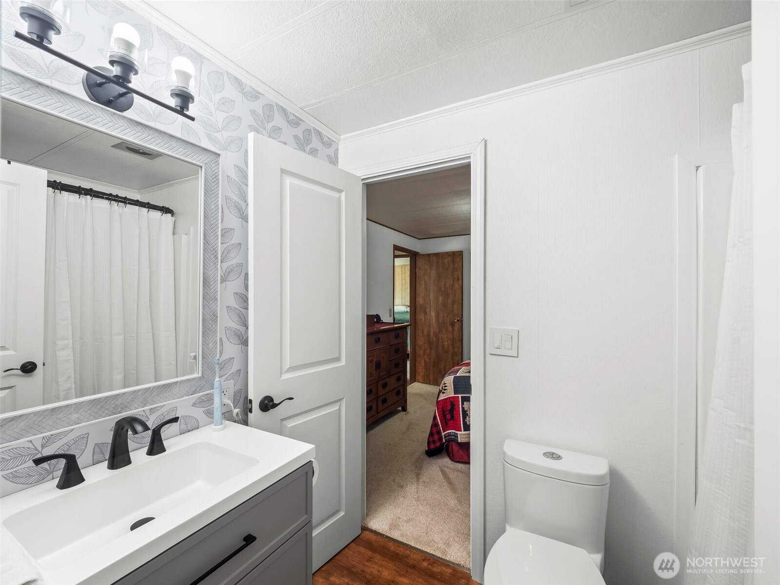 31 E Sylvan Road , Shelton, WA 98584