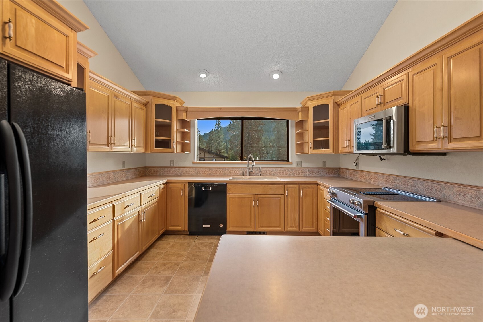 1547 Alpensee Strasse , Leavenworth, WA 98826
