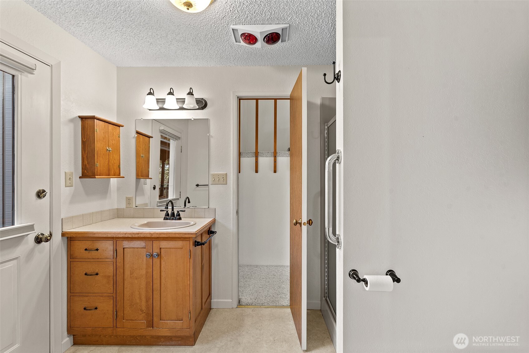 1547 Alpensee Strasse , Leavenworth, WA 98826