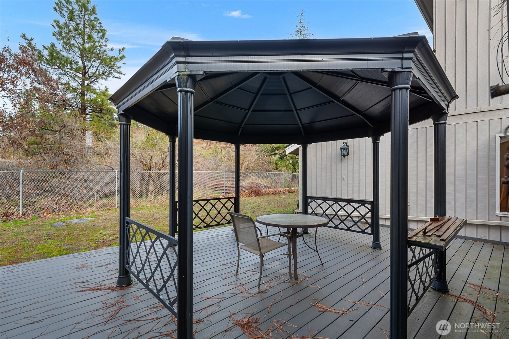 1547 Alpensee Strasse , Leavenworth, WA 98826