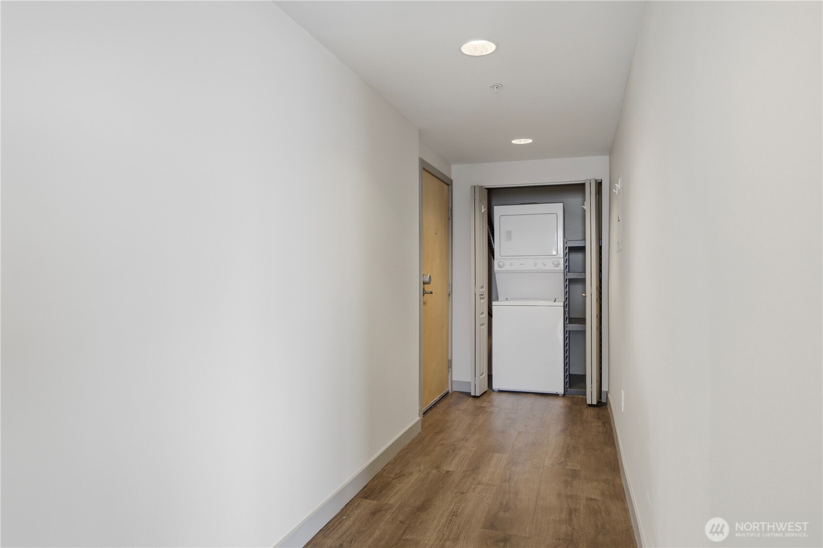 2929 1st Ave #808, Seattle, WA 98121