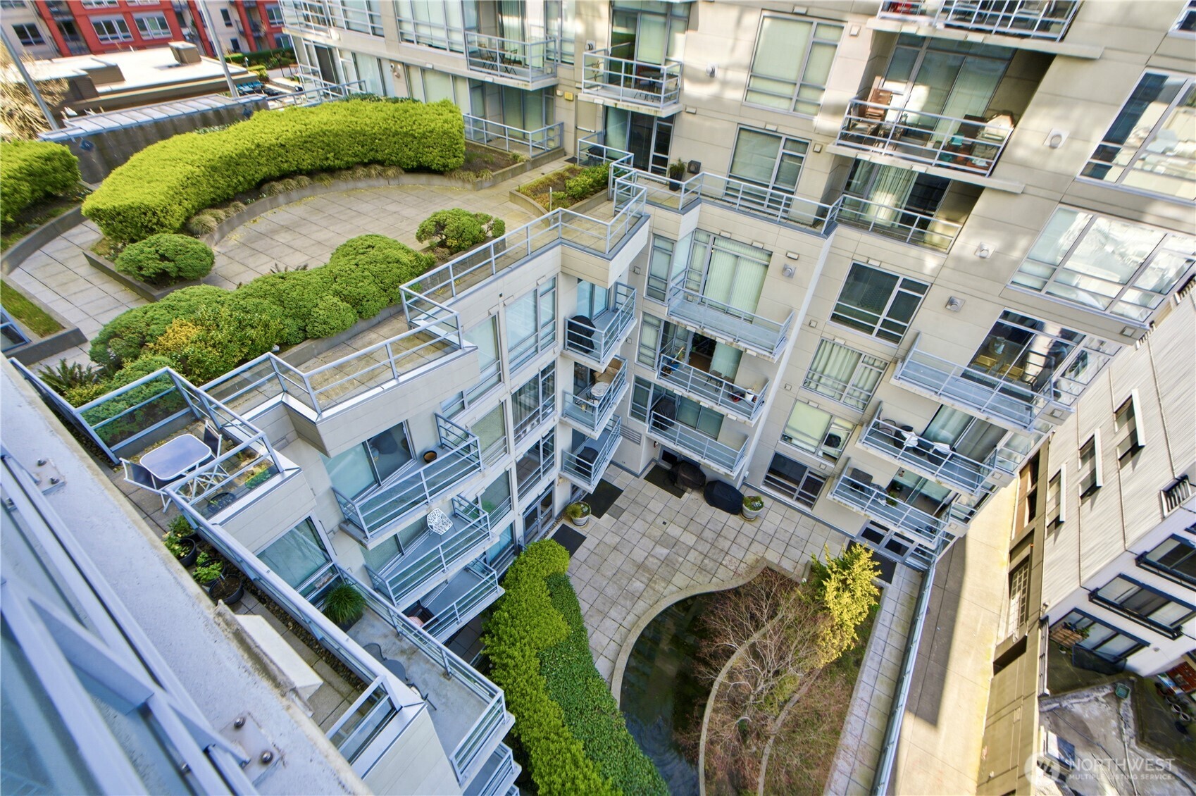 2929 1st Ave #808, Seattle, WA 98121