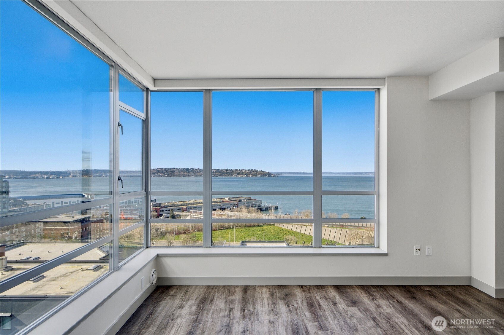 2929 1st Ave #808, Seattle, WA 98121