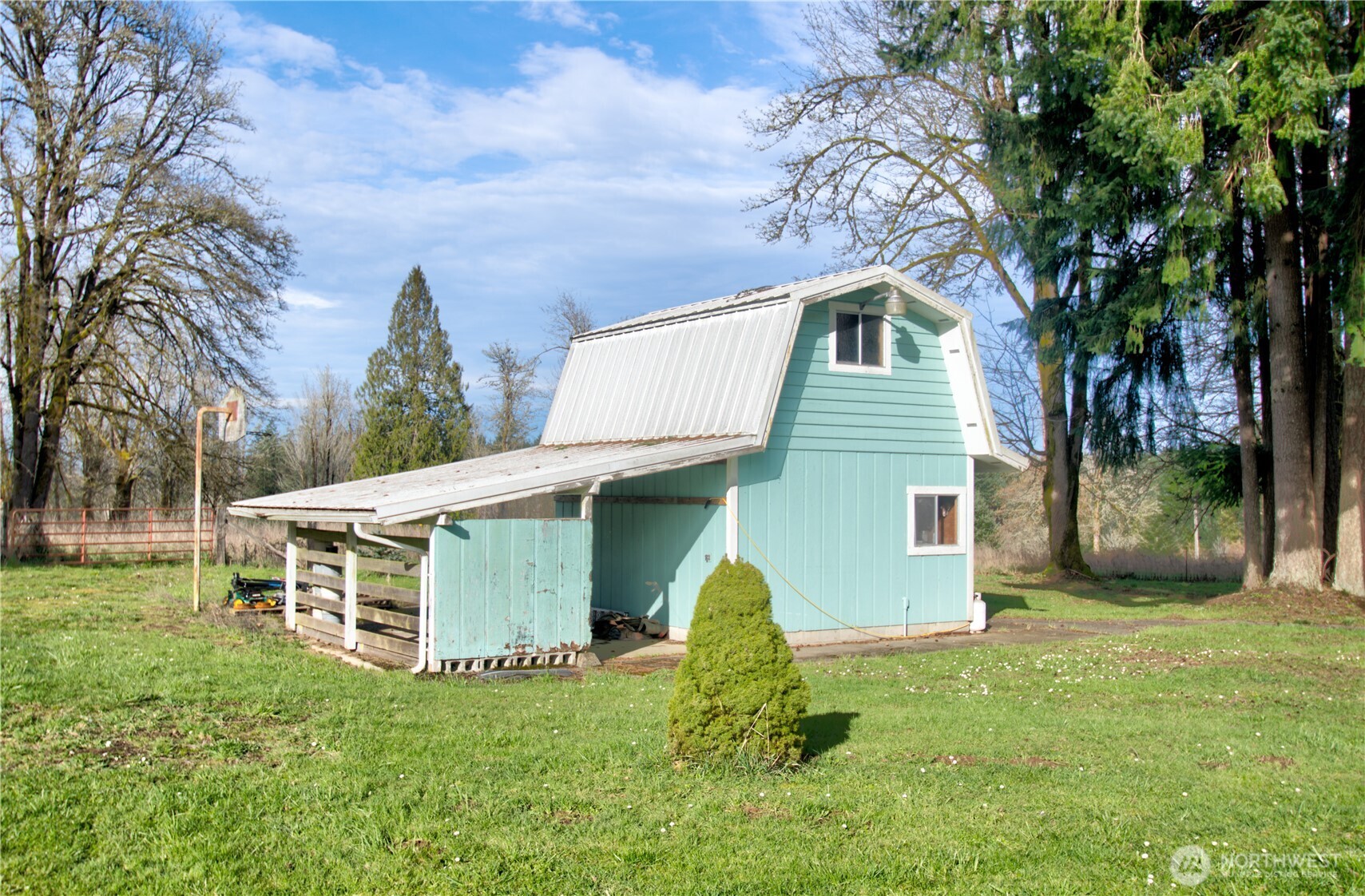 9444 Lundeen Road SW, Rochester, WA 98579