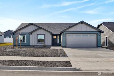 4337 W Sand Hill St , Moses Lake, WA 98837