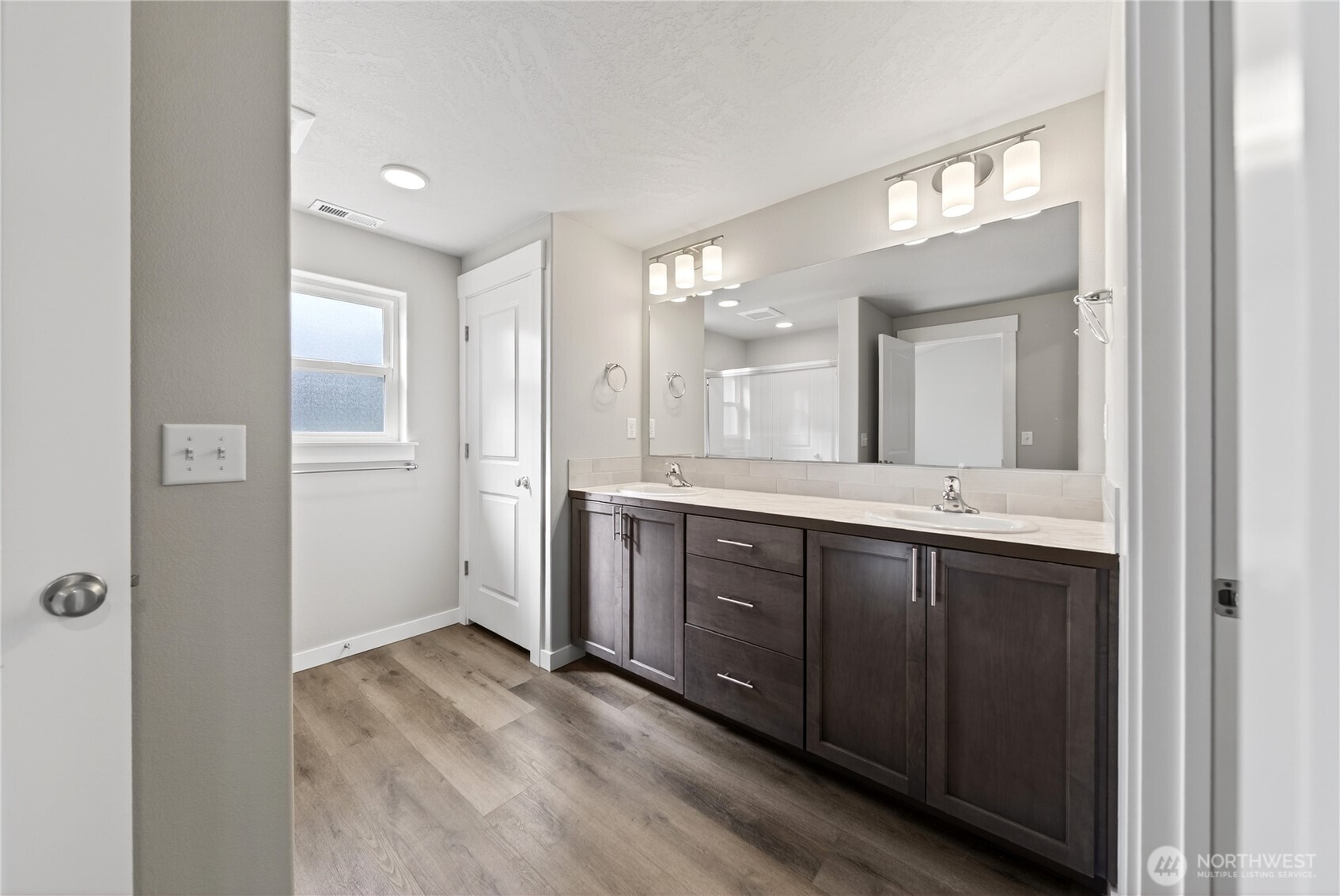 4337 W Sand Hill St , Moses Lake, WA 98837