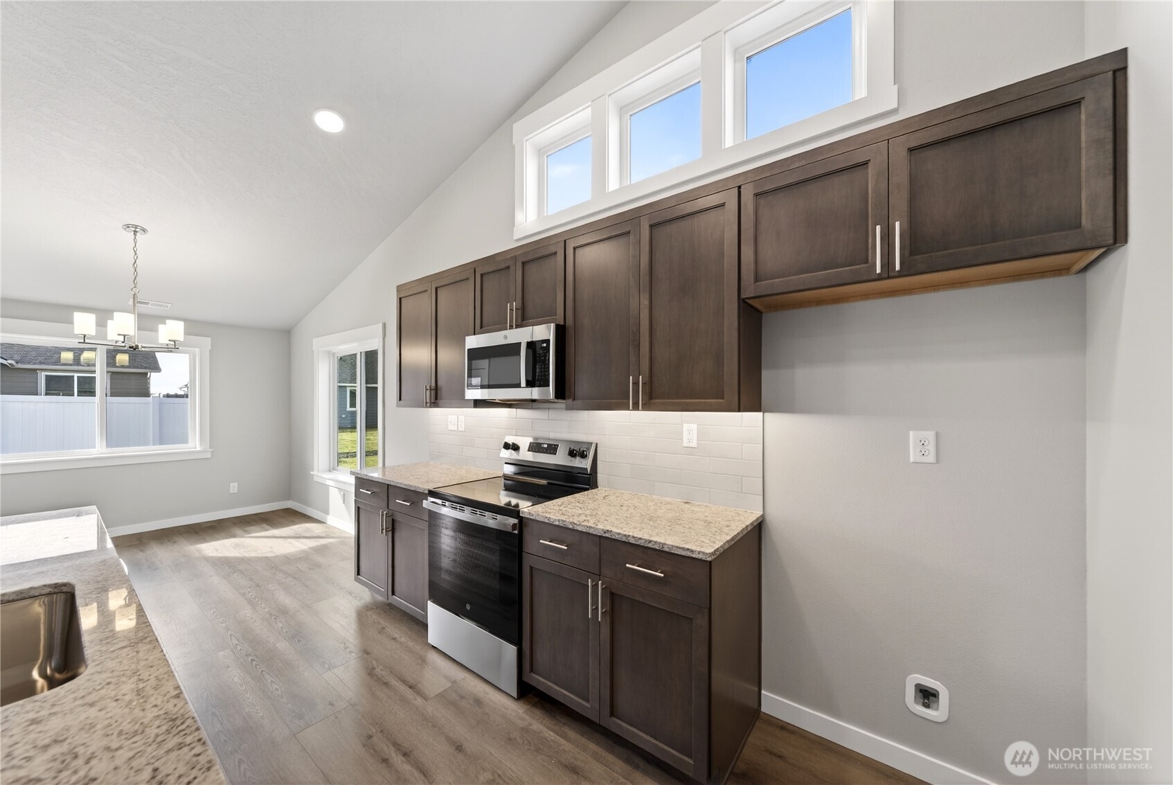 4337 W Sand Hill St , Moses Lake, WA 98837