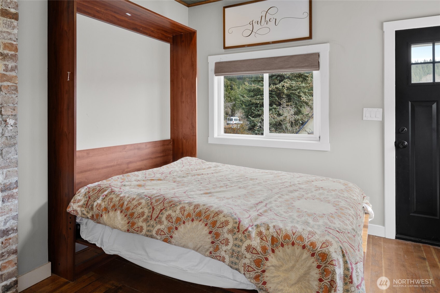 300 S 1st Street , Roslyn, WA 98941