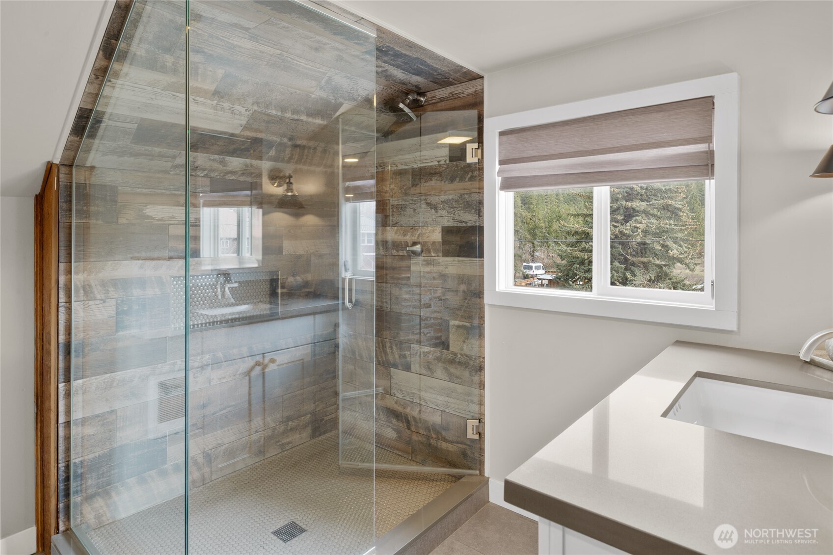 300 S 1st Street , Roslyn, WA 98941