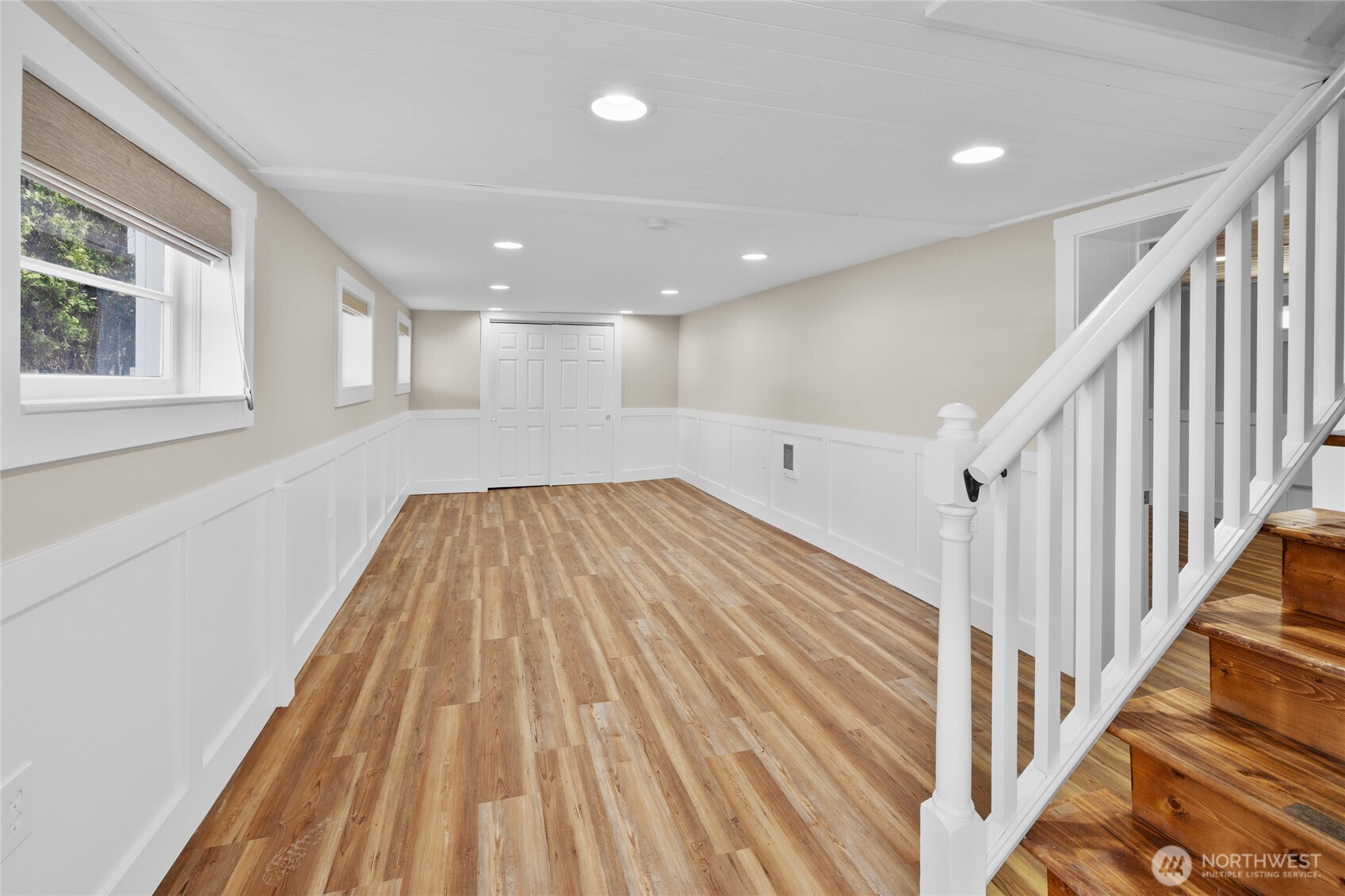 300 S 1st Street , Roslyn, WA 98941