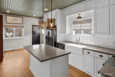 300 S 1st Street , Roslyn, WA 98941 - Photo 8